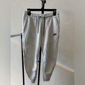 White Nike Tech Zipper Sweatpants. Great condition.